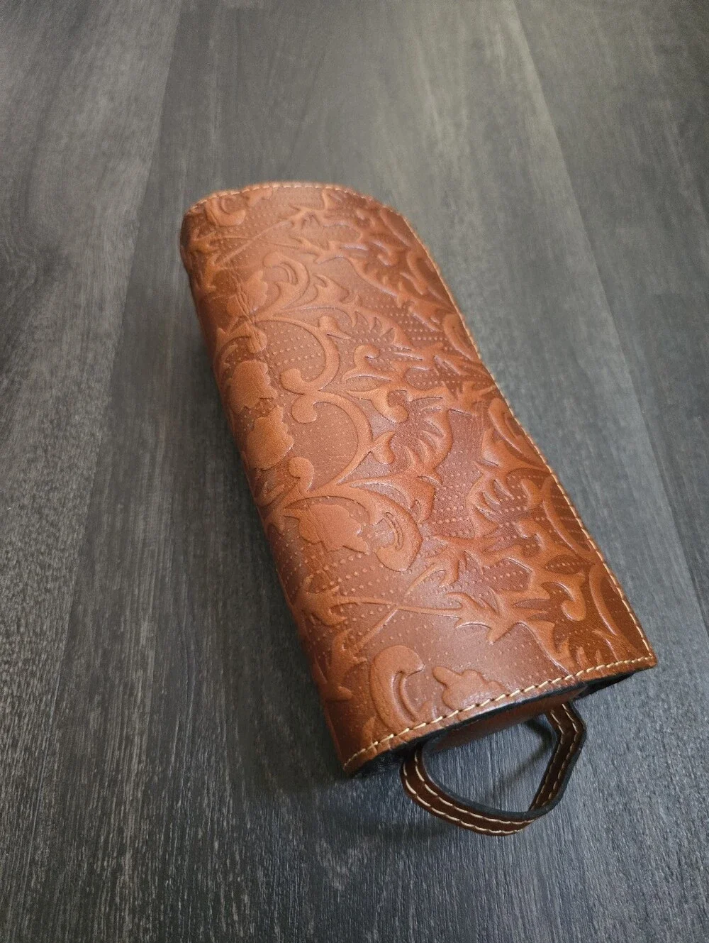 Tooled Leather Makeup Brush Roll Organizer Cognac Brown Barrel Zip Travel Case